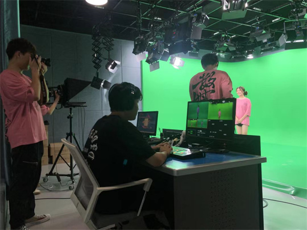 全方位了解专业 | “遇见”文产数字技术专业群 影视制作